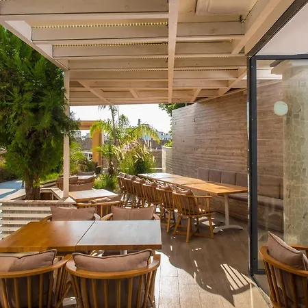 Senses Blue Boutique 4*