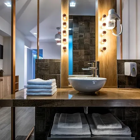 アパートホテル Senses Blue Boutique 4*